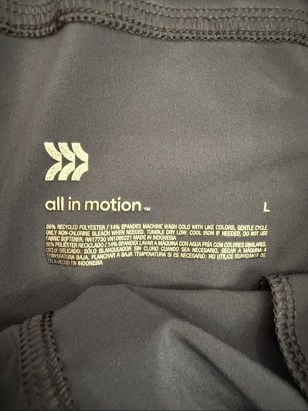 All In Motion Athletic Running Shorts Women’s Large Navy Blue Zip Pocket - Picture 2 of 6